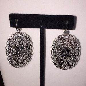 Dangle earrings